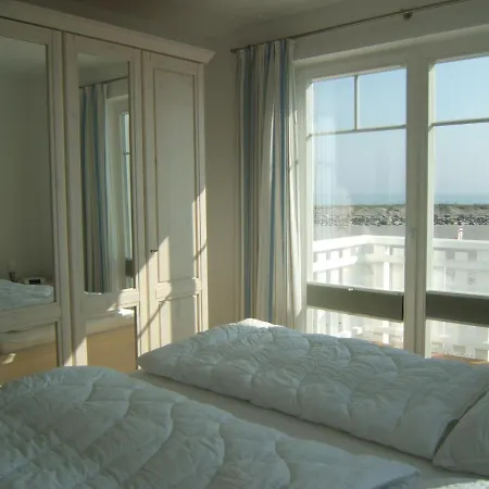 Strand Hus