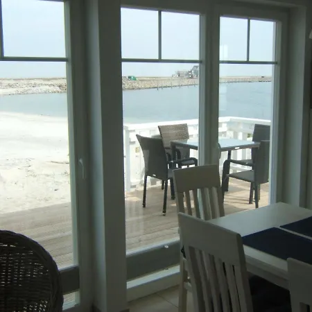 Strand Hus * Olpenitz